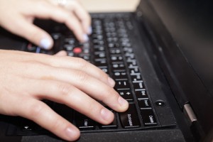 b2b buyer's journey - typing on keyboard